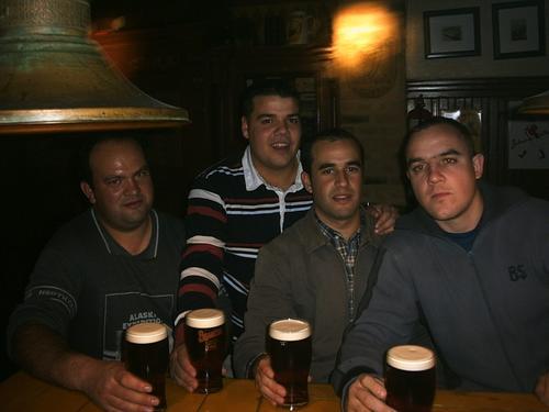 Cuatro hombres y un destino... - Fotolog