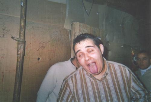 Habéis visto los zombis de Resident Evil? en Fonfría apareció uno... - Fotolog